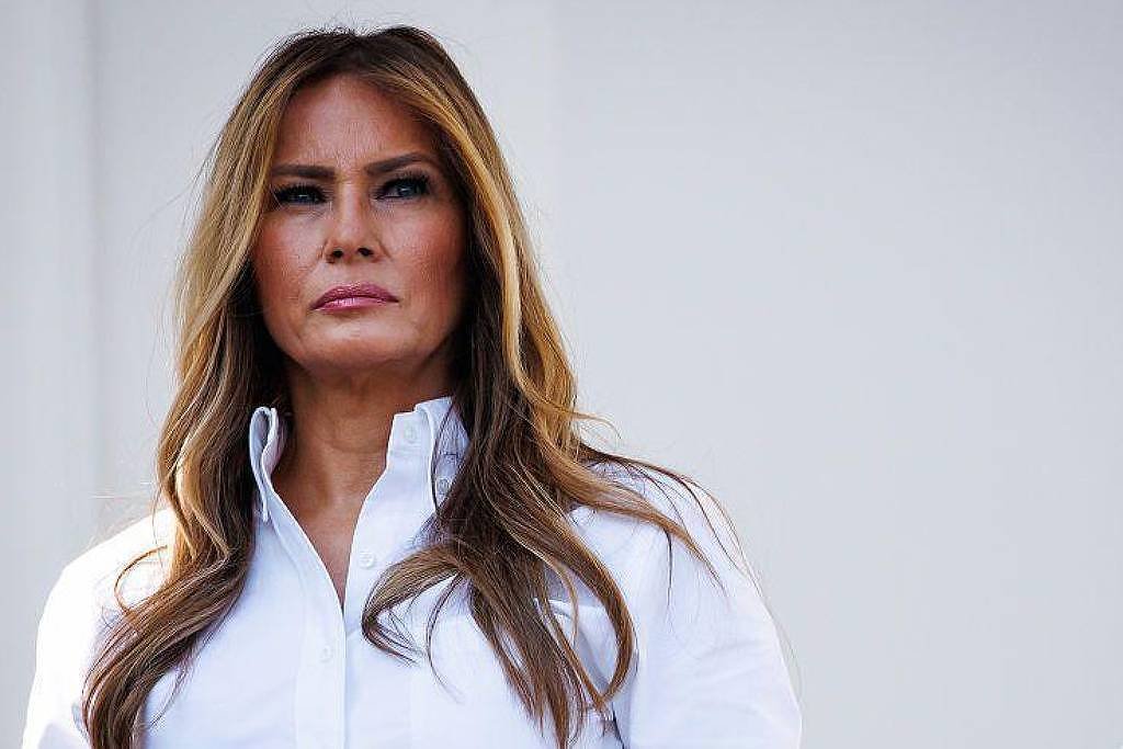 Melania Trump ameaça processar filho de Biden - 14/08/2025 -