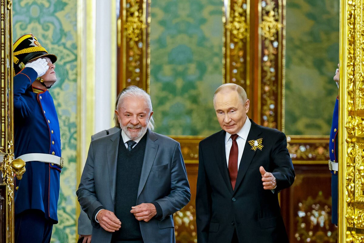 Putin liga para Lula e fala sobre Ucrânia e Brics