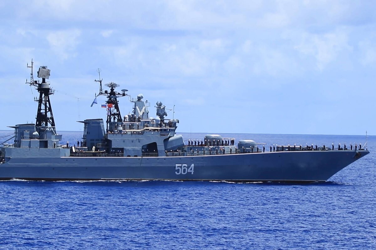Vídeo: China e Rússia fazem patrulha; Otan fala em guerra