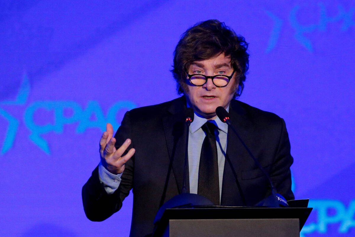 Argentina: Javier Milei está encurralado - 20/09/2025 - Sylvia Colombo