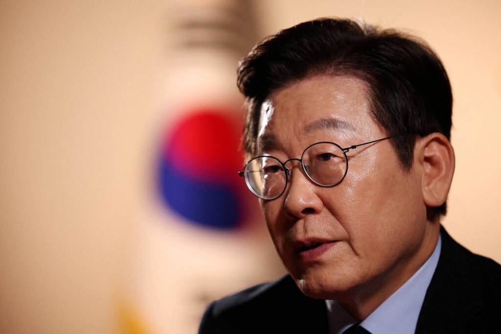 Coreia do Norte está terminando novo míssil, diz Sul -