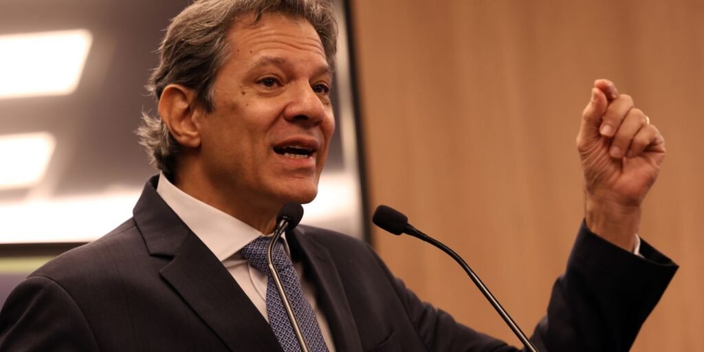 Haddad: atrelar votação da isenção do IR à da anistia