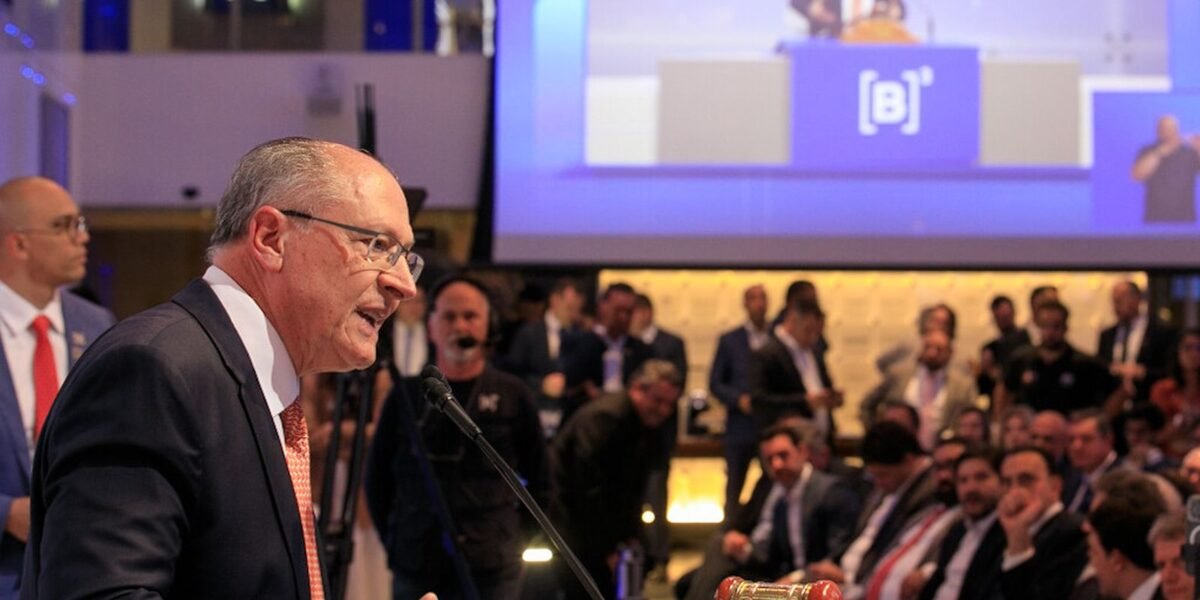 "Indulto é golpismo de marcha ré", diz Alckmin em São