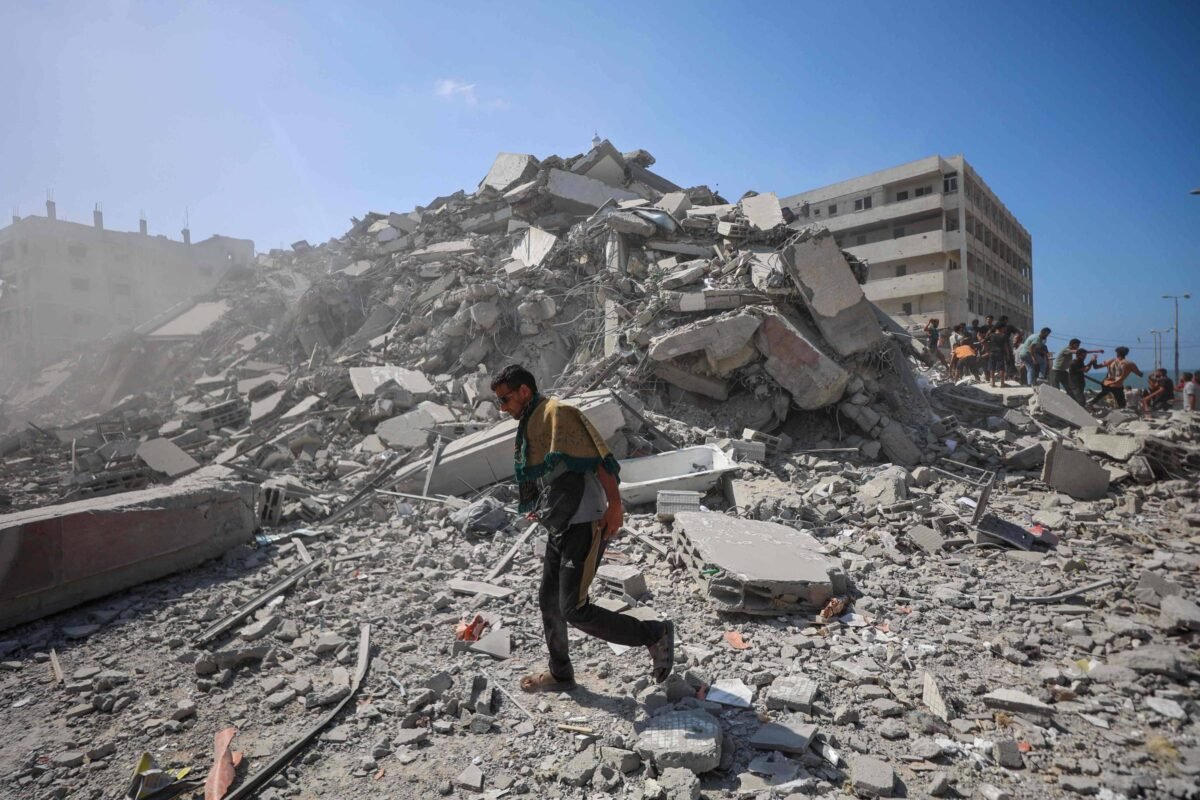 Israel inicia ação terrestre para ocupar Cidade de Gaza -