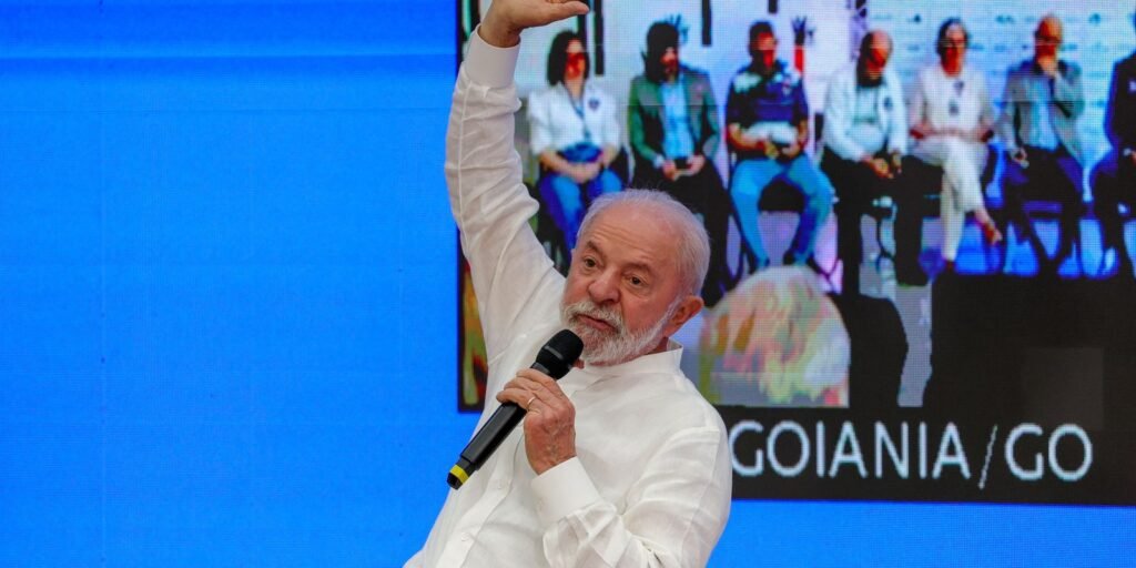 Lula lembra covid e diz que saúde não tem esquerda