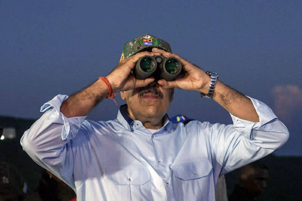 Maduro convoca venezuelanos para aprenderem 'a atirar' - 13/09/2025 -