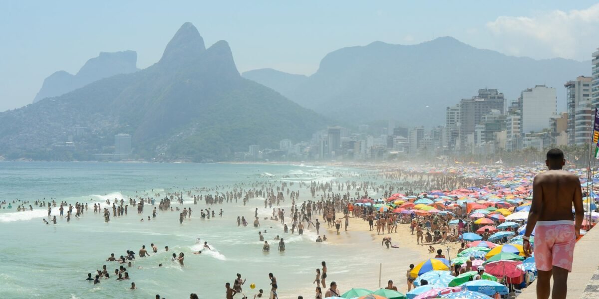 Polícia Militar antecipa início da Operação Verão no Rio