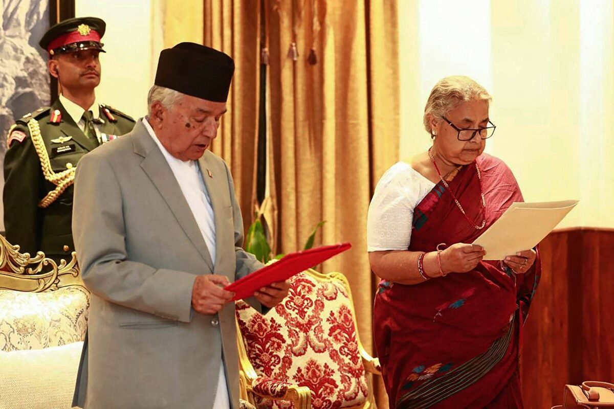 Presidente do Nepal convoca eleições após protestos - 13/09/2025 -