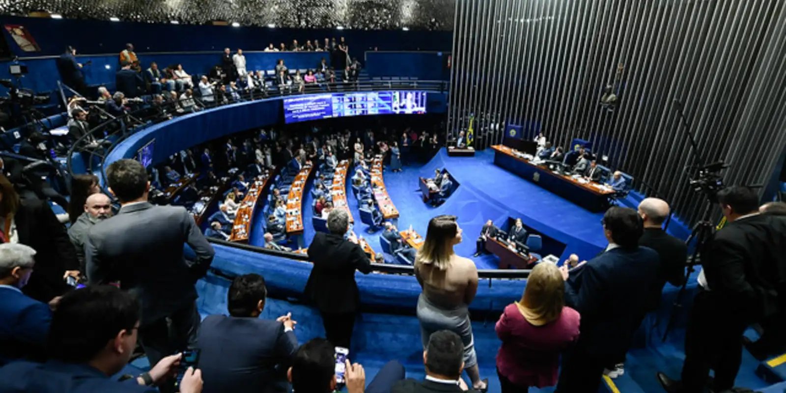 Senado reduz prazo de inelegibilidade previsto na Lei da Ficha