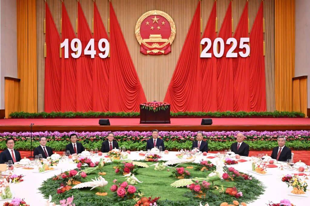 China aposta no futuro enquanto democracias se distraem - 17/10/2025