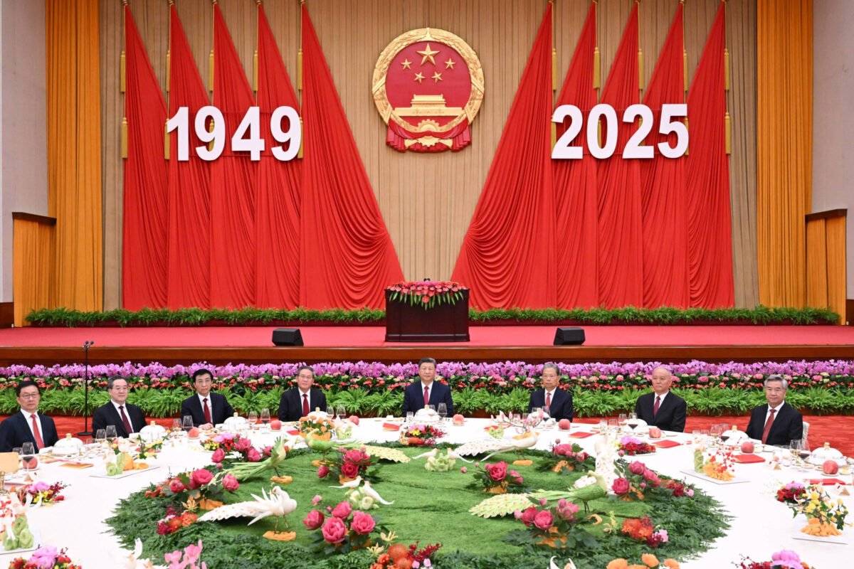 China aposta no futuro enquanto democracias se distraem - 17/10/2025