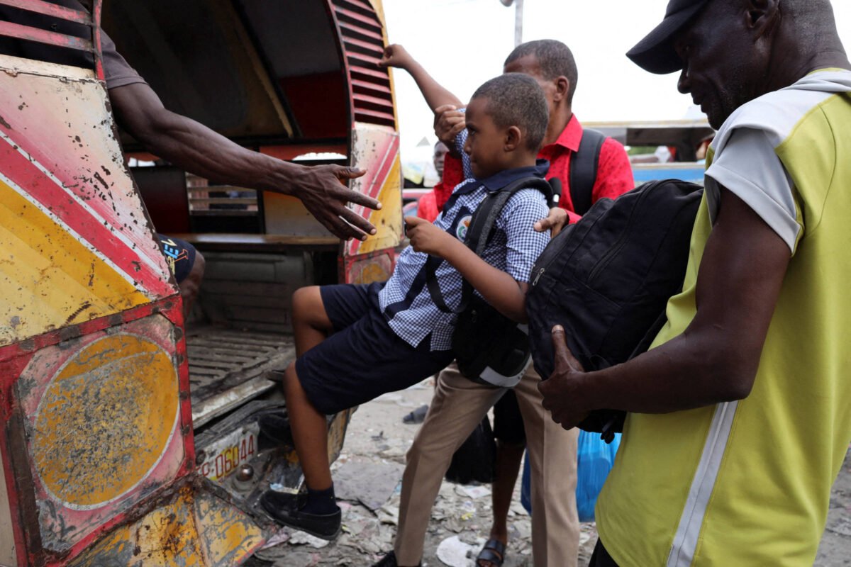Haiti: Crises forçaram o deslocamento de 680 mil crianças -