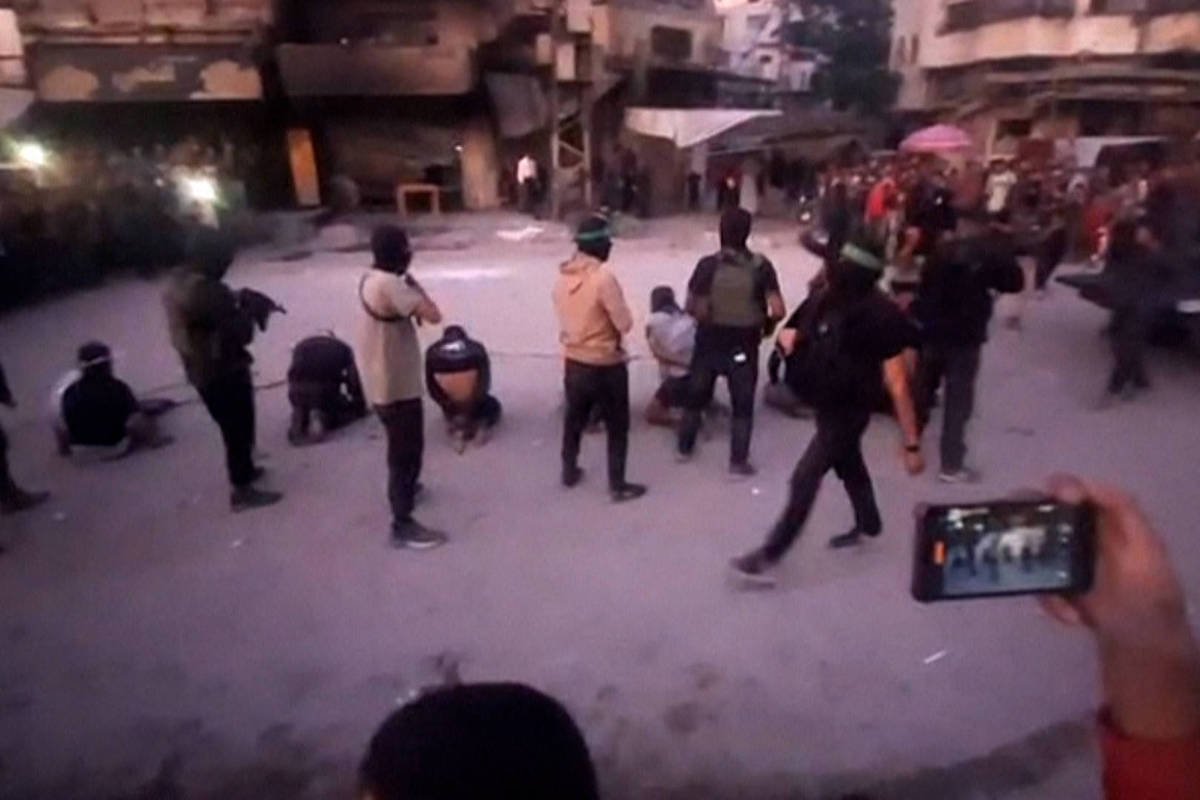 Hamas sofre pressão internacional por assassinatos em Gaza - 15/10/2025