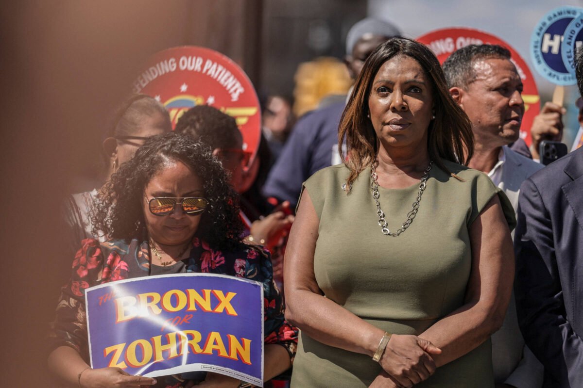 Procuradora que multou Trump é indiciada por fraude - 09/10/2025