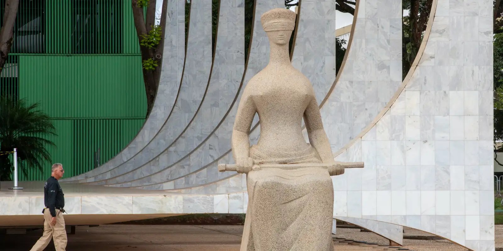 STF tem três votos para obrigar PM a informar suspeito