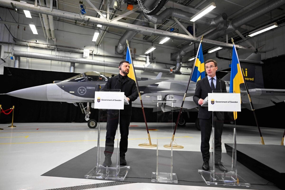 Ucrânia negocia até 150 caças Gripen, os mesmos do Brasil