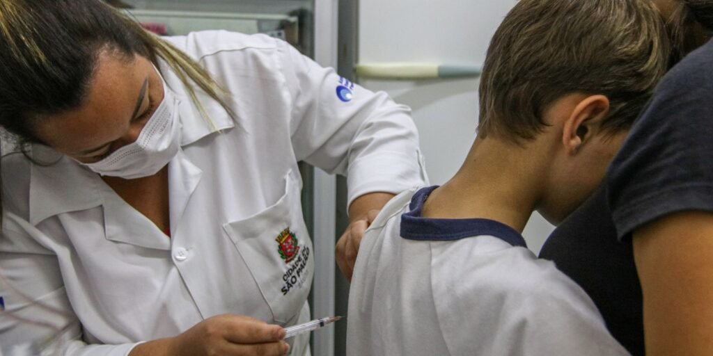 Vacina contra HPV reduz em 58% casos de câncer de