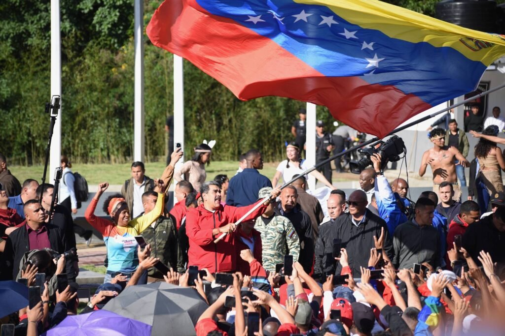 Venezuela:Maduro condena 'golpes de Estado dados pela CIA' - 15/10/2025