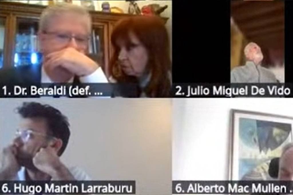 Argentina: Cristina leva bronca de juiz em julgamento - 06/11/2025