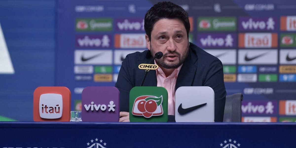 Arthur Elias convocação seleção para últimos amistoso do ano na