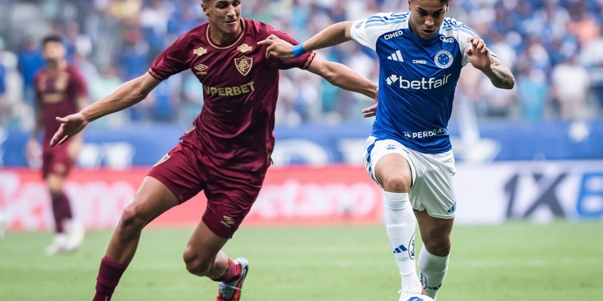 Cruzeiro empata com Flu e perde chance de colocar pressão
