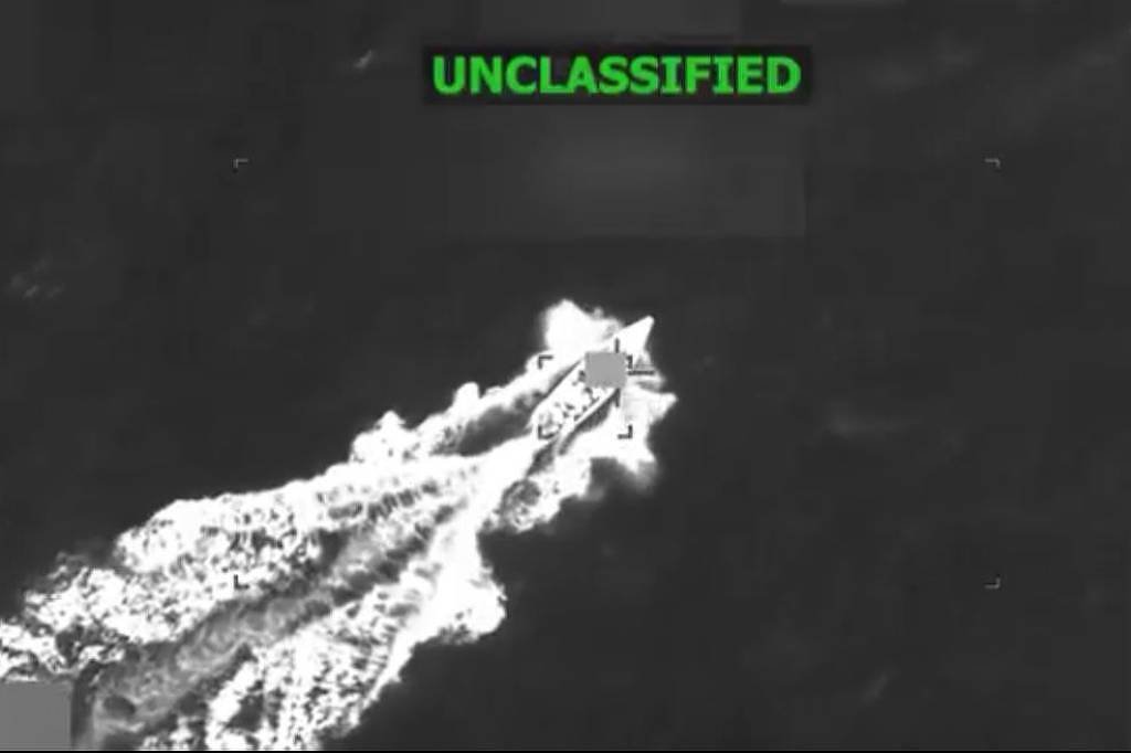 EUA matam 3 pessoas em embarcação no mar do Caribe