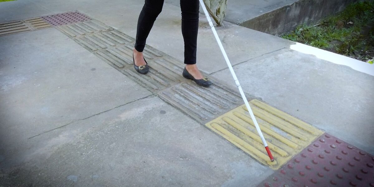 Hoje é Dia: Dezembro Vermelho, pessoas com deficiência e samba