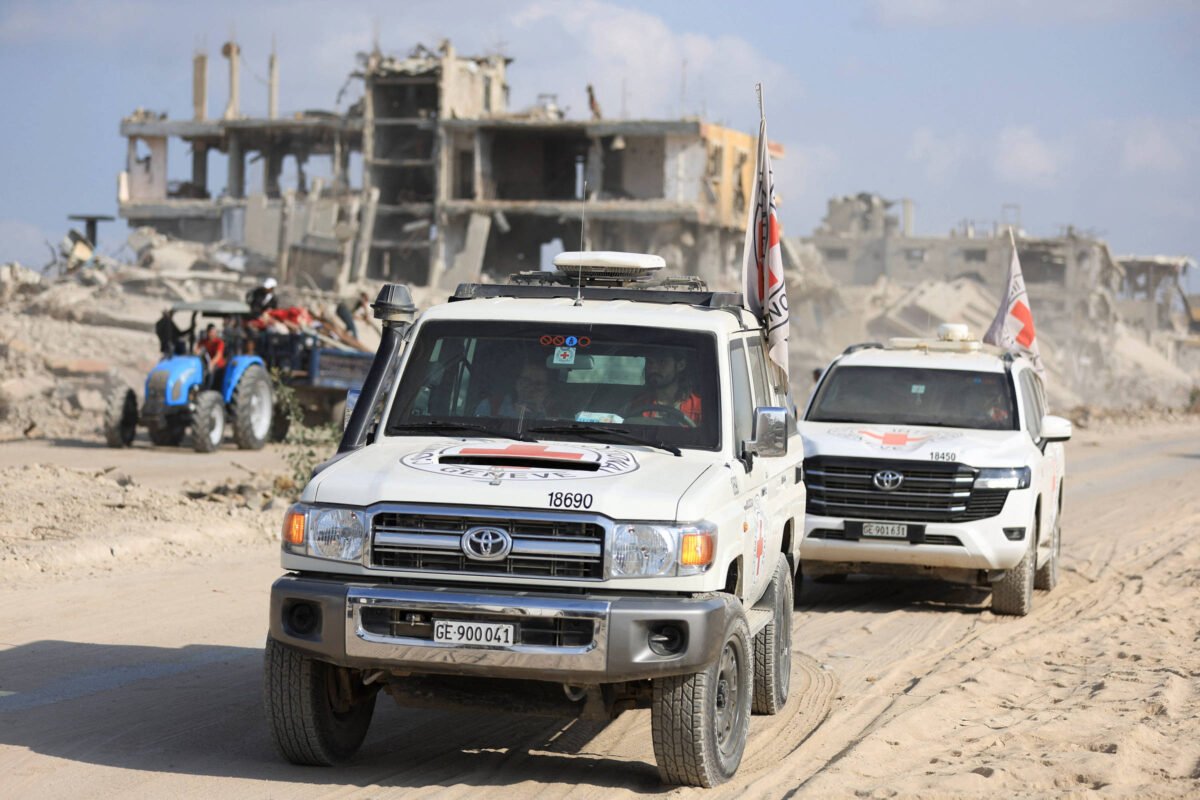 Israel anuncia reabertura de passagem no norte de Gaza -