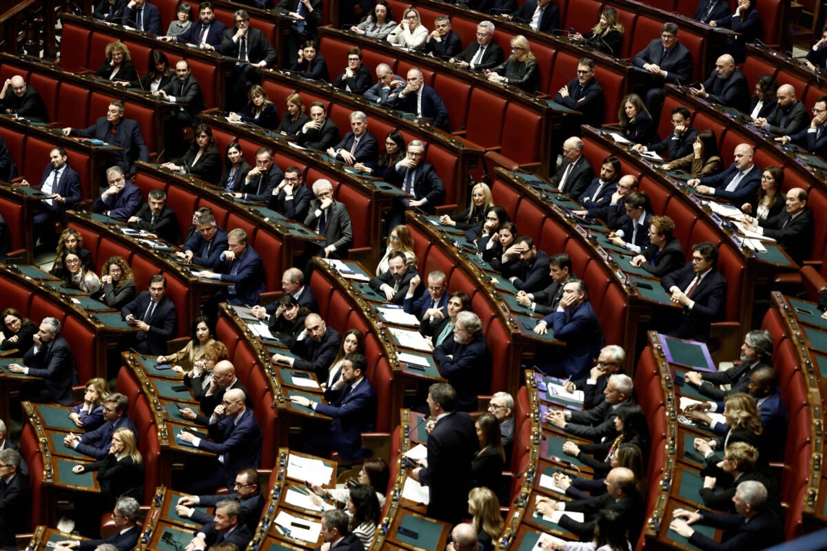 Itália: Câmara inclui consentimento em definiçãode estupro - 19/11/2025 -