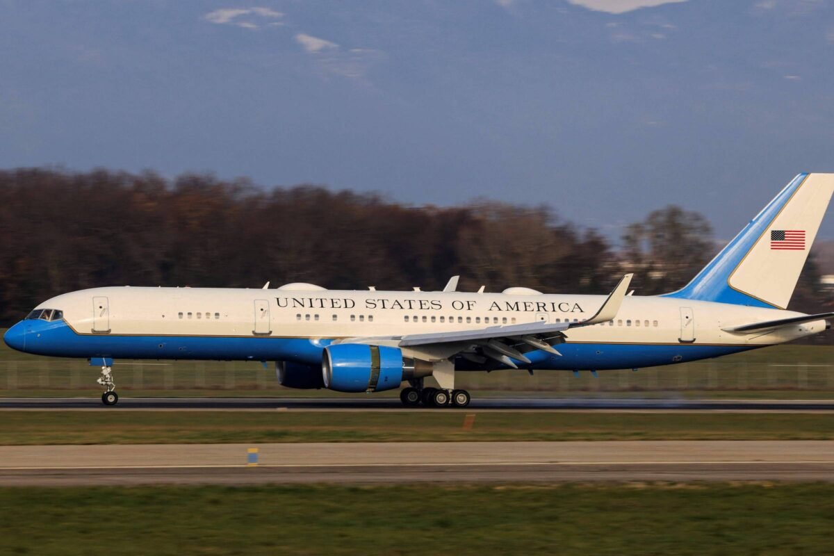 Linha-dura da Rússia ataca plano de Trump - 23/11/2025 -