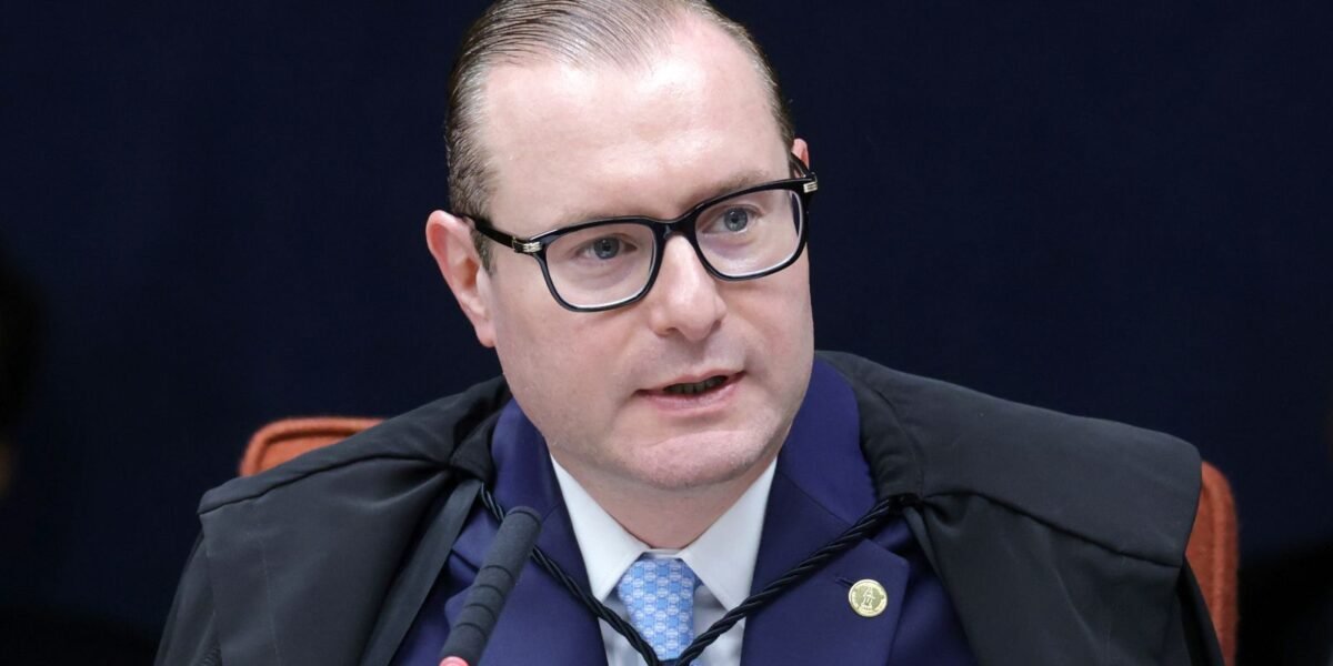 Zanin autoriza julgar ação que acusa deputados do PL de