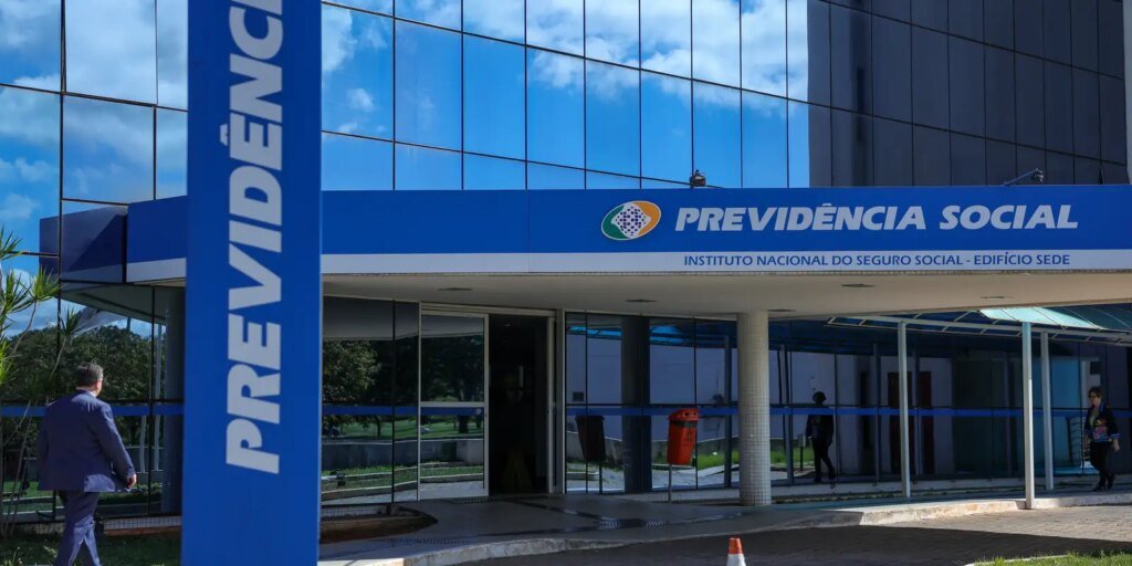 AGU cobra na Justiça mais R$ 135 milhões ligados a