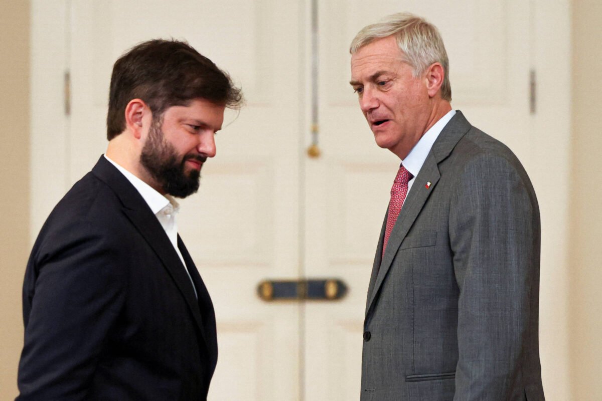 Chile: Eleitores de Kast comemoram giro à direita - 15/12/2025