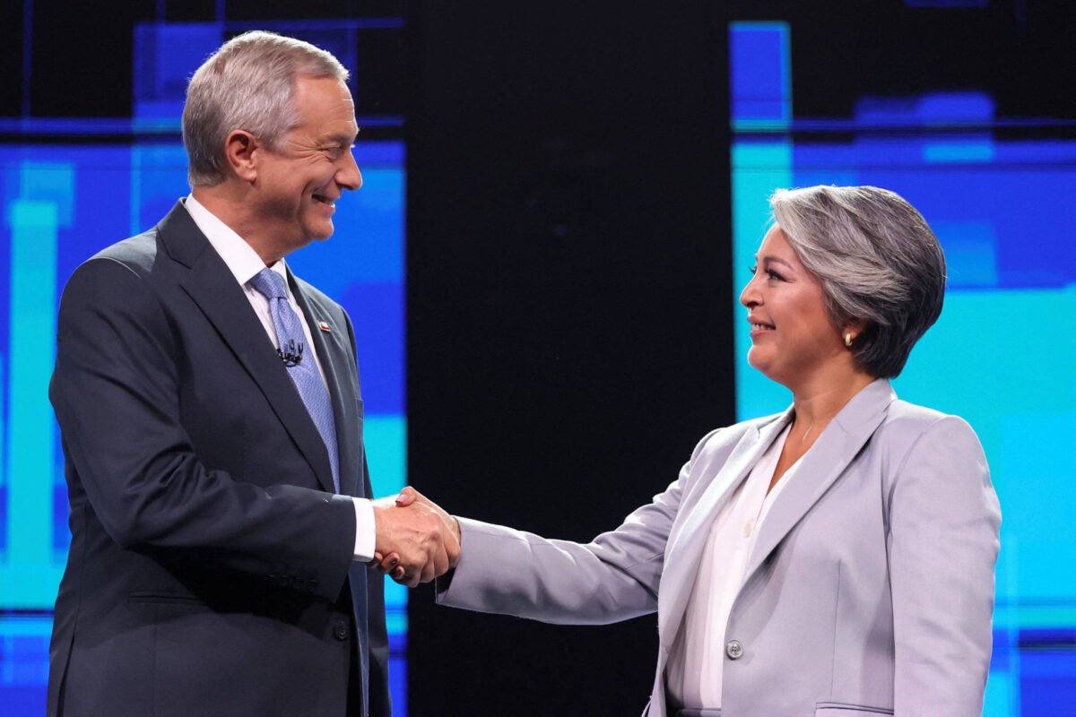 Chile: Kast nega benefícios a ilegais; Jara critica Maduro -