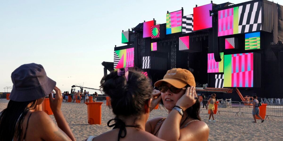 Copacabana já vive clime de expectativa para a festa da
