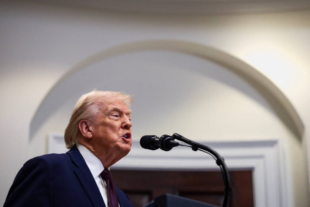 EUA bombardeiam Síria em vingança contra Estado Islâmico - 19/12/2025