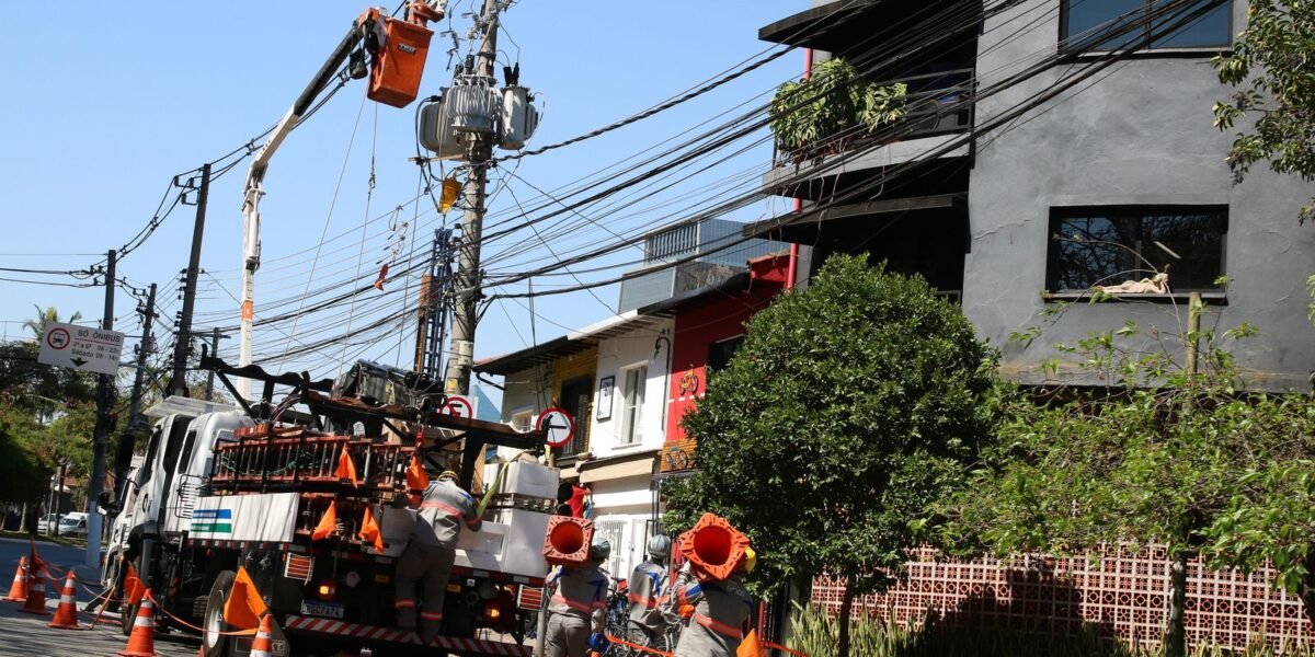 Enel diz que fornecimento de energia deve ser normalizado até
