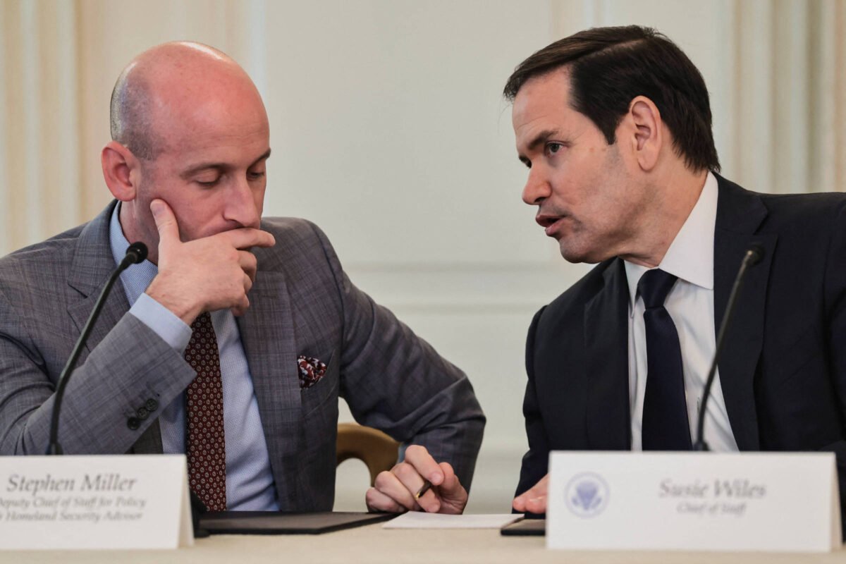 Governo Trump adota lógica da guerra ao terror - 18/12/2025