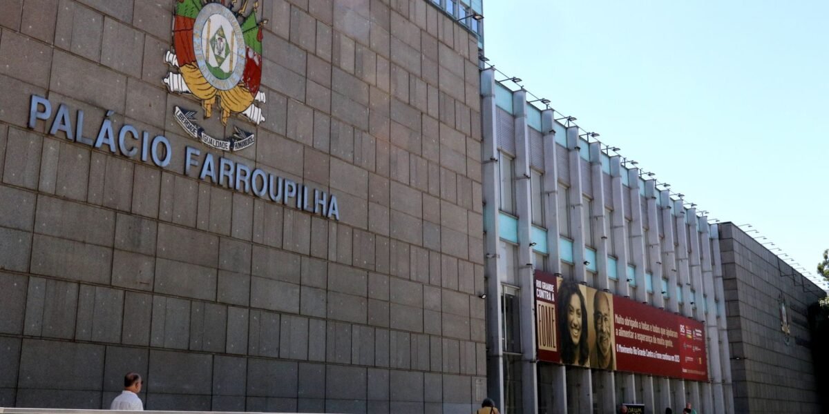 Lula sanciona porte de arma para policiais legislativos estaduais