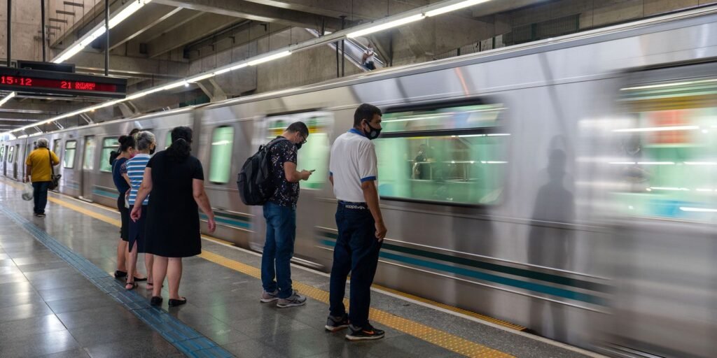 Pagamento por aproximação passa a ser usado no Metrô de
