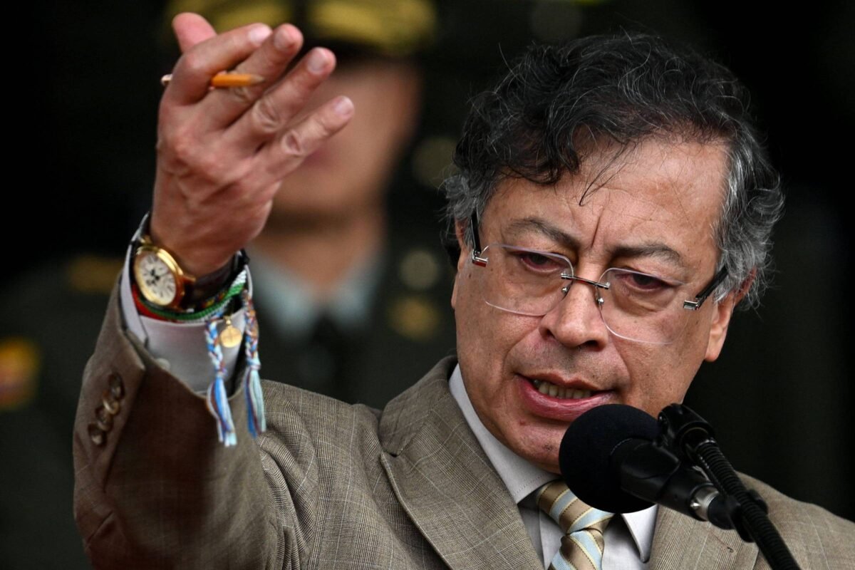 Petro pede 'anistia geral' na Venezuela - 10/12/2025 - Mundo