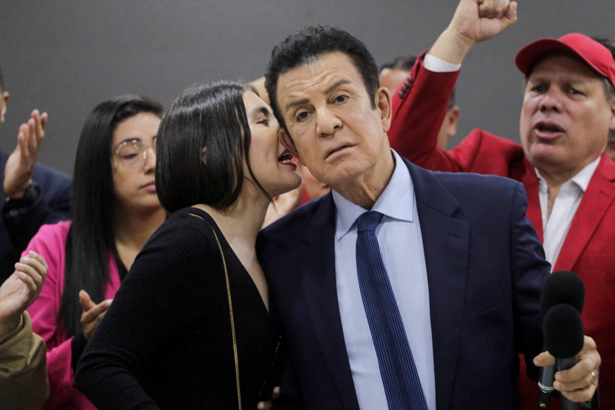 Rival de trumpista vencedor em Honduras contesta resultado - 30/12/2025