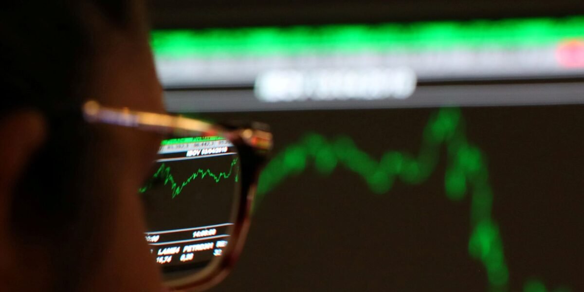 Bolsa supera 178 mil pontos e tem melhor semana desde