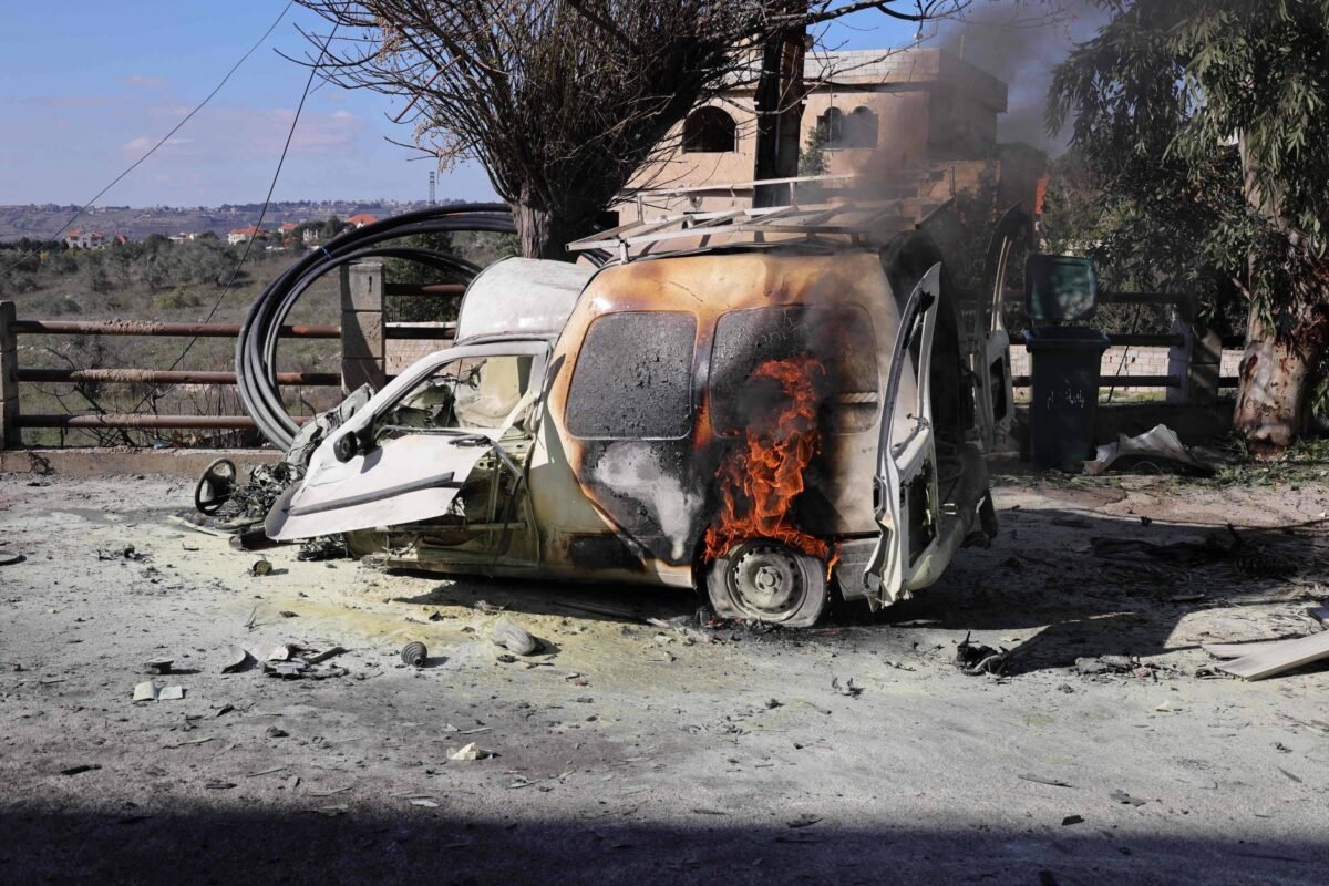 Israel ataca alvos do Hamas e do Hezbollah no Líbano