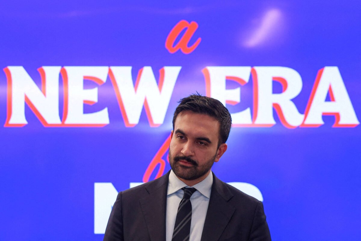 Socialista-democrata de NY toma posse sob atenção nacional - 31/12/2025