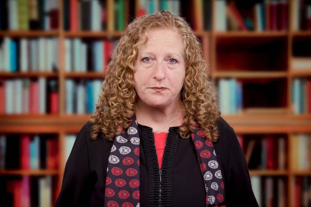 Universidade Columbia escolhe nova reitora - 26/01/2026 - Mundo