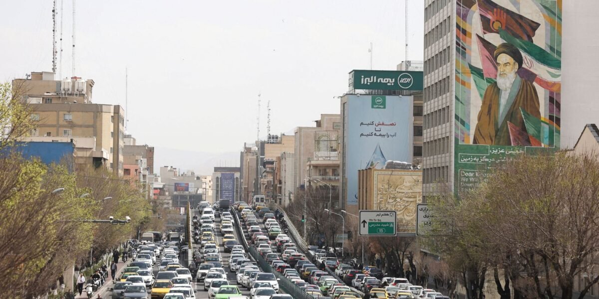 Alvo de ataques, Irã detém terceira maior reserva de petróleo