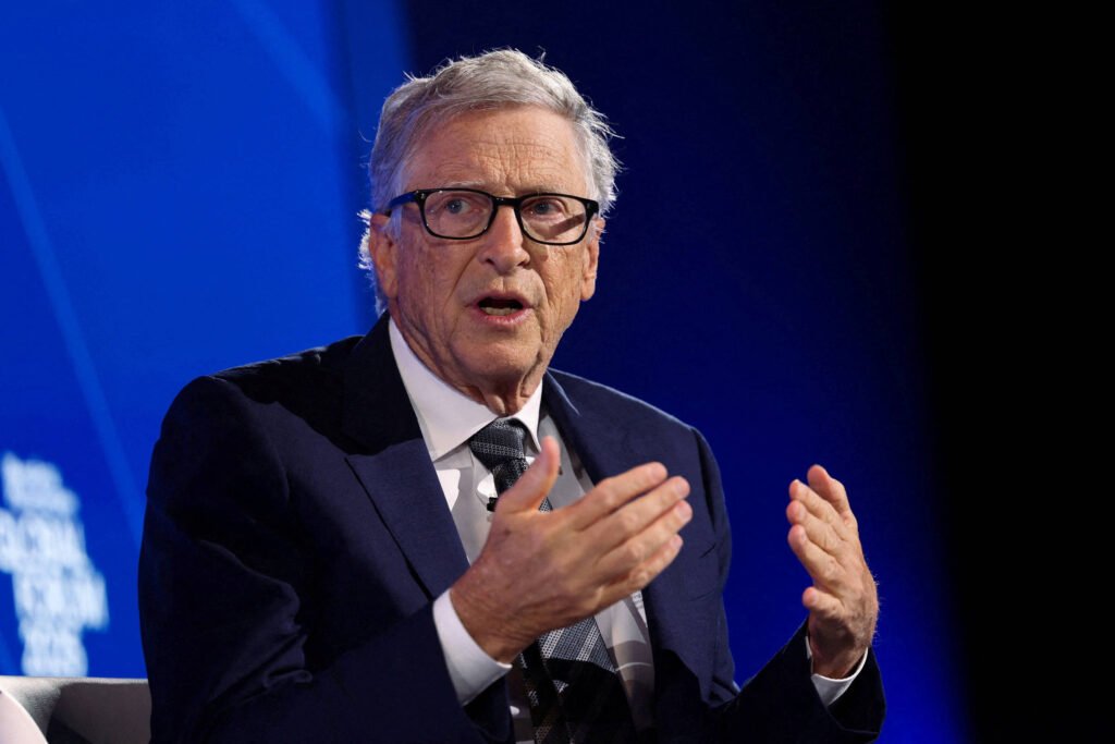 Bill Gates e Elon Musk são citados em arquivos de