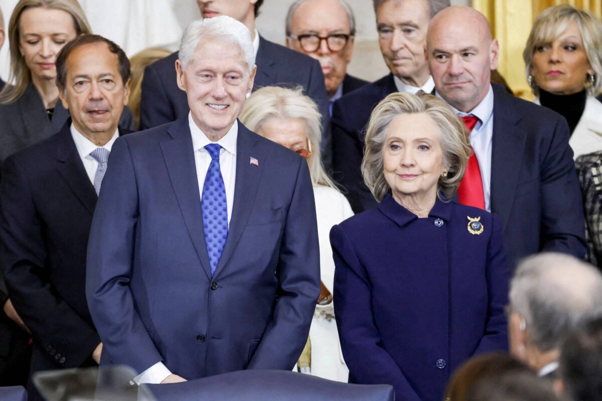 Casal Clinton concorda em testemunhar no caso Epstein - 02/02/2026