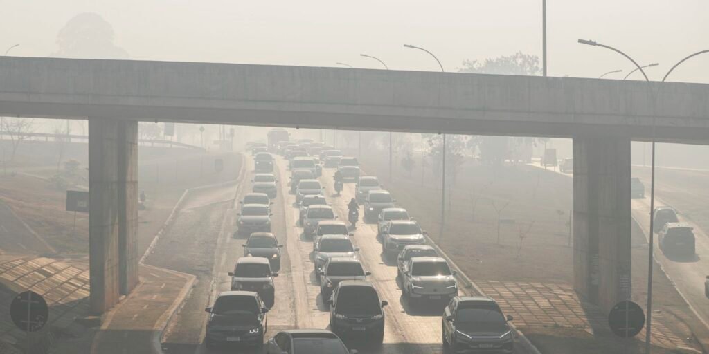 Concentração de poluentes no ar ultrapassa limites em todo o